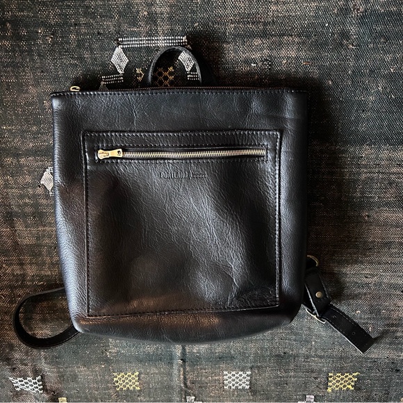 portland leather goods Handbags - Pre-Loved Portland Leather Goods Tote Backpack in Classic